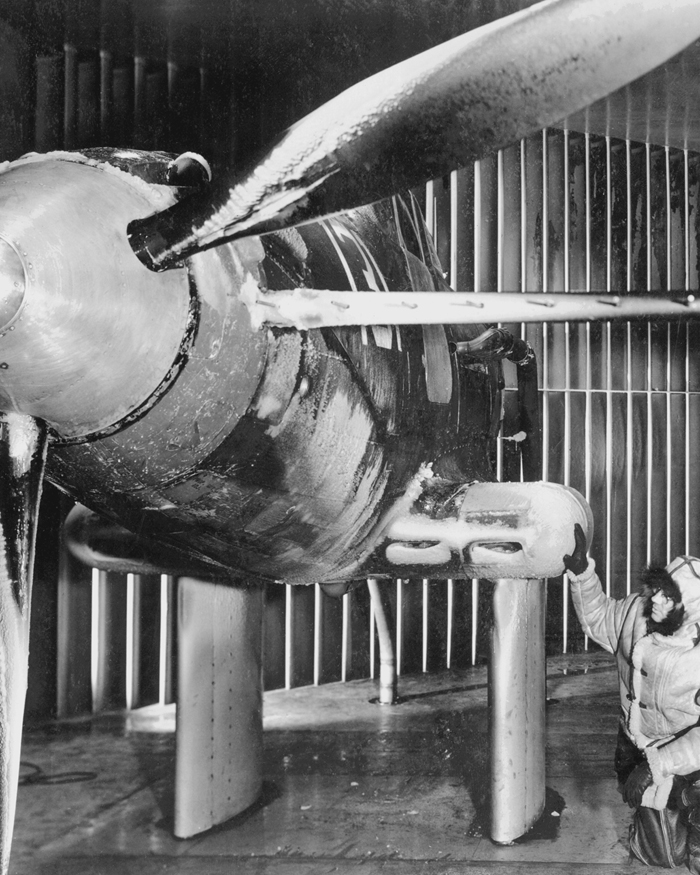 Space History Photo: Icing Research Photos